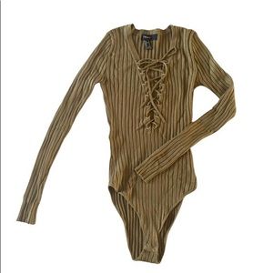 Ribbed sweater bodysuit. Brand: Forever 21. Size: S